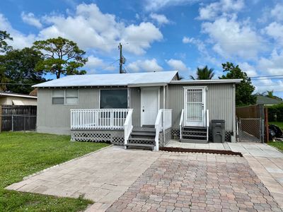 5645 Papaya Rd, West Palm Beach, FL, 33413