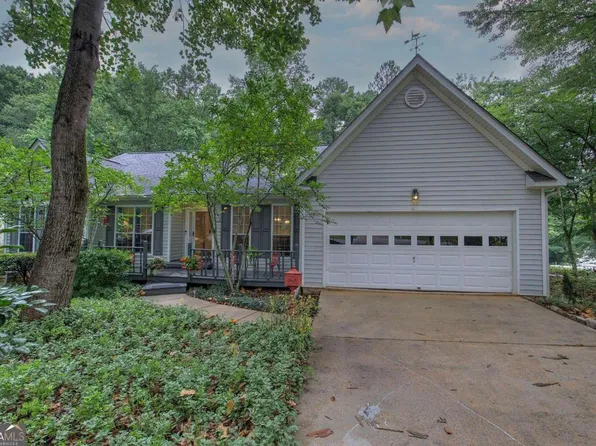 18 Carlyle Ct, Hiram, GA 30141