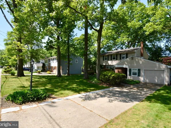 9 Green Vale Rd, Cherry Hill, NJ 08034