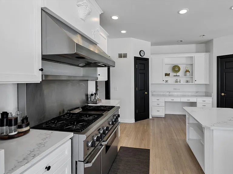 4206 Royal Fox Dr — Photo 13