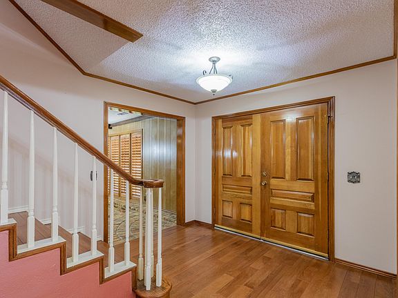 4th image of 1804 Albany Ave