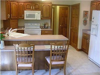 2nd image of 5833 Manchester Ct
