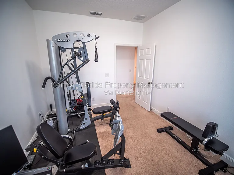 9861 Lenox St — Photo 5