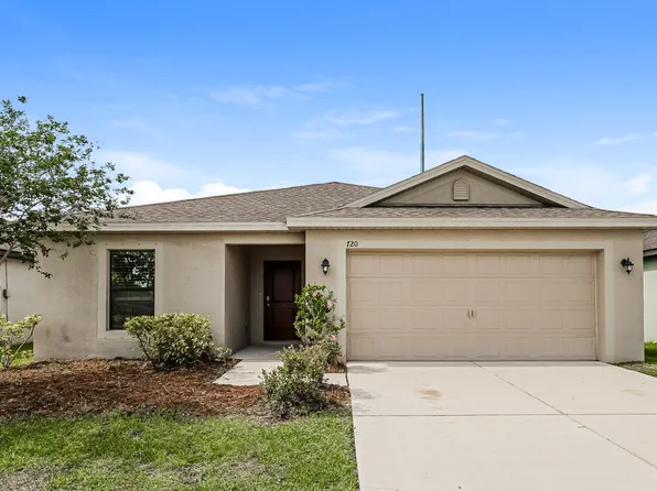 720 Chatham Walk Dr, Ruskin, FL 33570