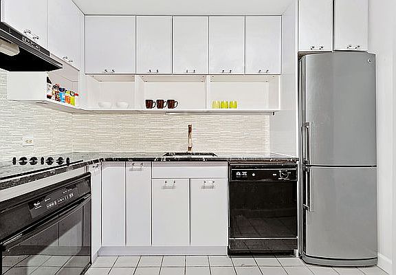 4th image of 56 Pine St APT 6G