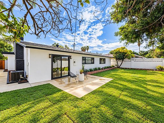 4th image of 8561 Donald Cir