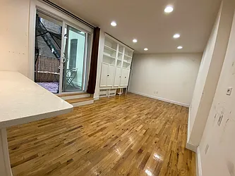 Rented by EastMount Realty LLC