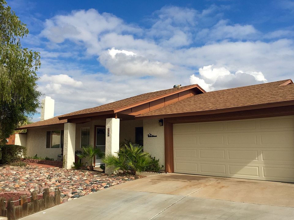 1st image of 949 N 87th Pl