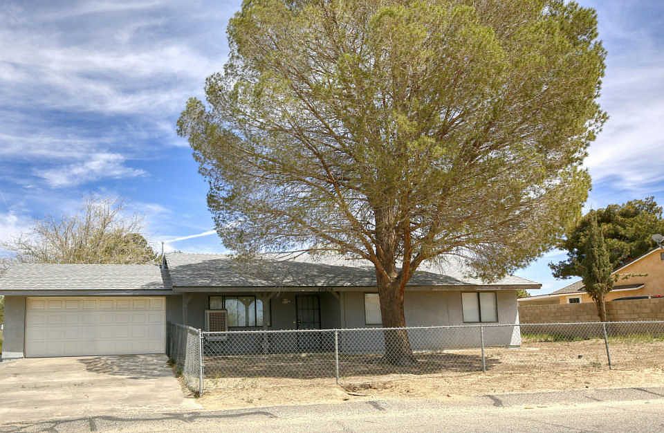 1st image of 40616 174th St E