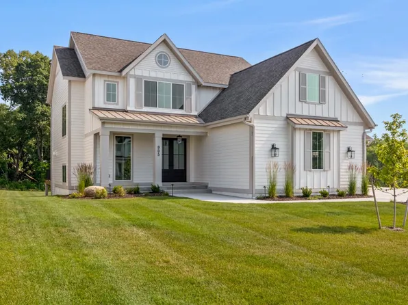 905 W Aspen Ridge Cir, Polk City, IA 50226