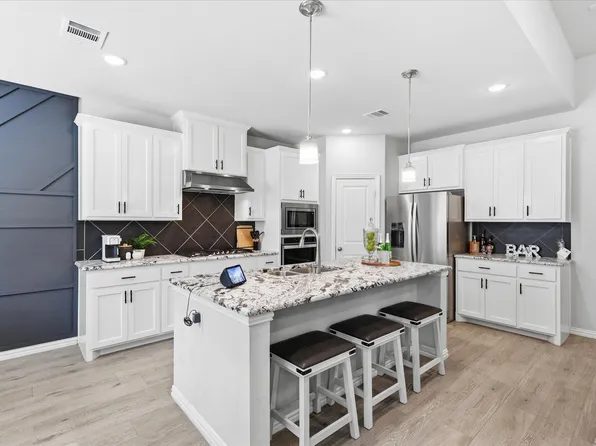 2908 Winding Ridge Ct, Oak Pt, TX 75068