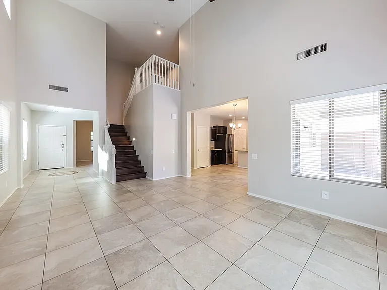 5432 W Hobby Horse Dr — Photo 5