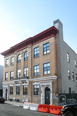 Rented by EXR | media 67