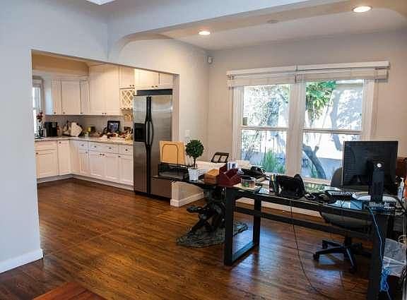 3rd image of 1607 Verdugo Blvd