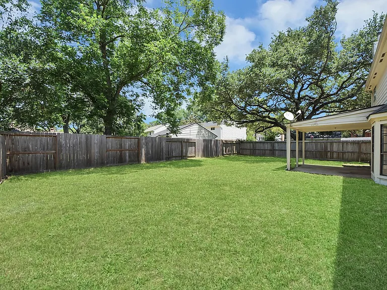16006 Autumn Falls Ln — Photo 45