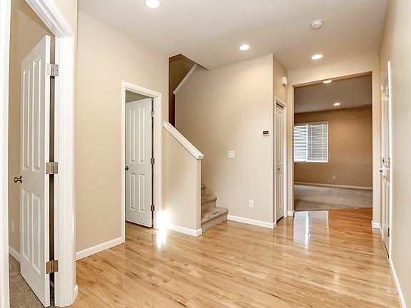 4th image of 8101 166th Street Ct E