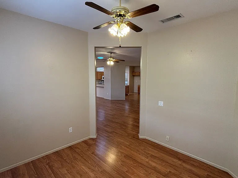 15138 W Las Brizas Ln — Photo 11