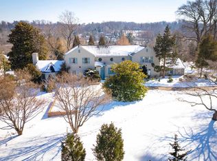 1260 County Line Rd, Wayne, PA 19087