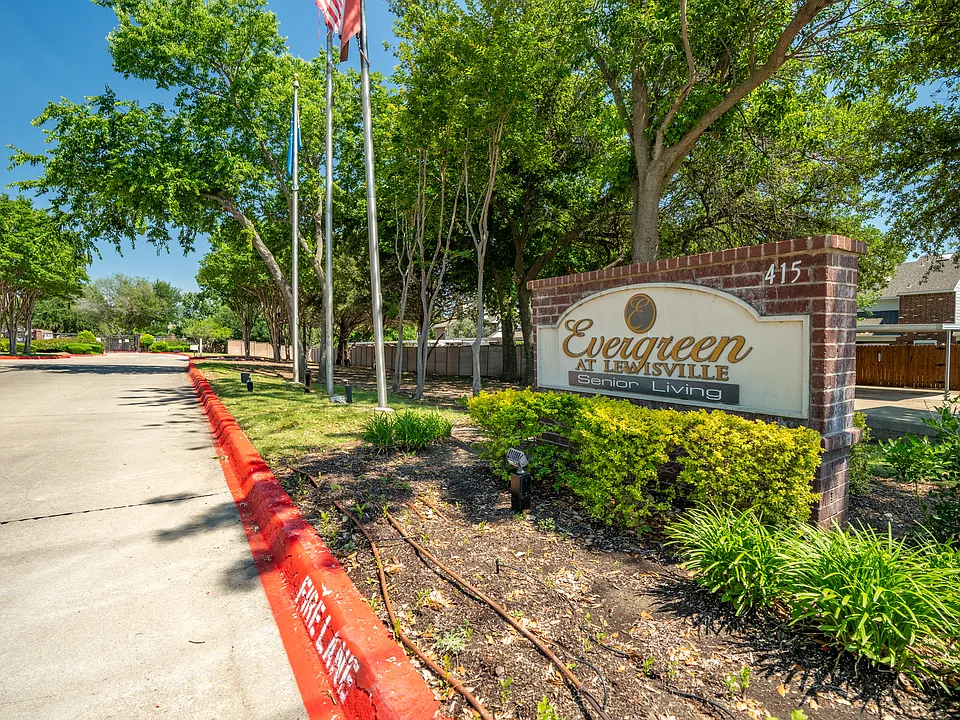 Lewisville Green