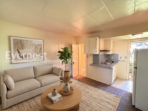 2159 Harris Aly APT 1, Eugene, OR 97405