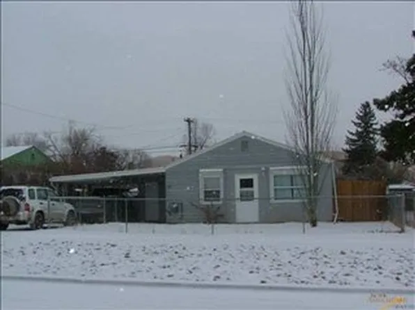 402 E Saint Anne St, Rapid City, SD 57701