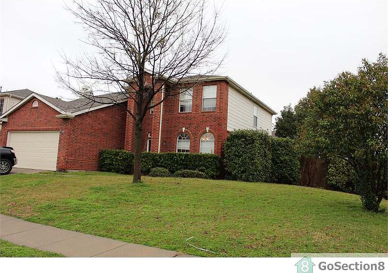1st image of 2301 Basswood Dr
