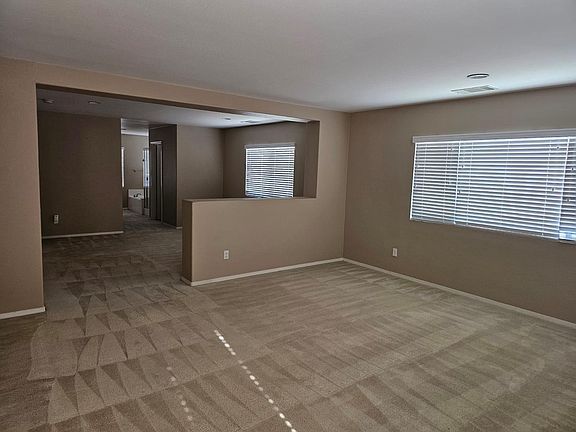 5th image of 14201 Larkspur St