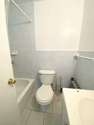 Rented by Keller Williams NYC | media 8