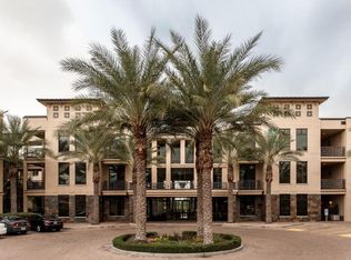 8 Biltmore Dr #102, Phoenix, AZ 85016