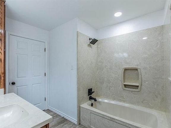 5th image of 3025 Orchard Ln