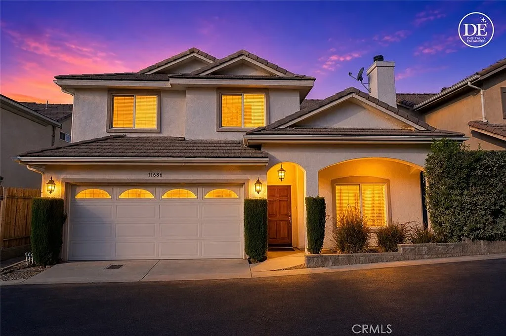 5 bed, 2457 sqft, $4,600 — Photo 1