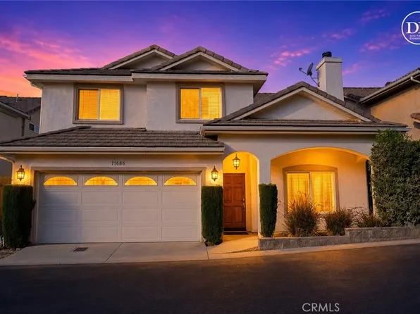 11855 Birch Grove Ln, Sylmar, CA