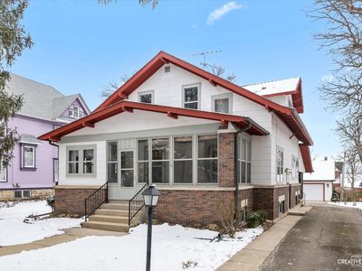 455 E McKinley St, Hinckley, IL, 60520