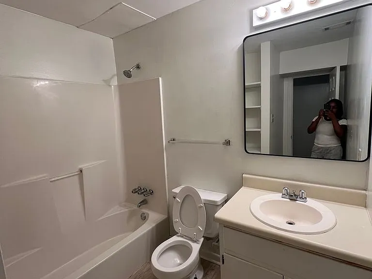 170 Westwood Dr — Photo 19