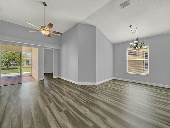 5th image of 766 SW Aruba Bay