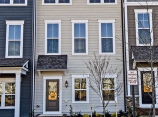 1767 Hickory Woods Rd, Dumfries, VA 22026