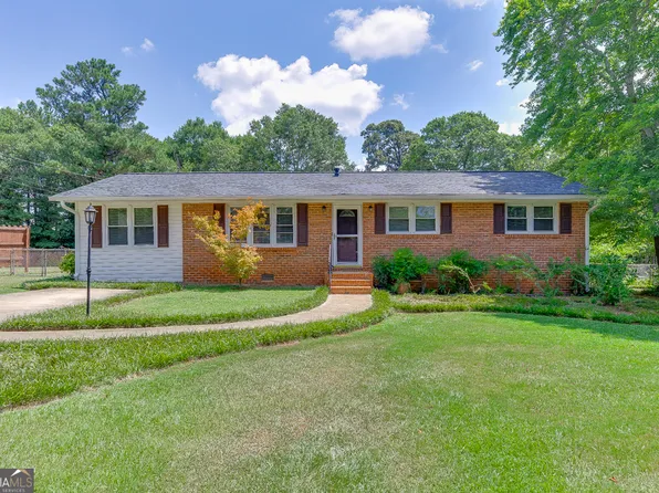 180 Glendale Hts, Winterville, GA 30683