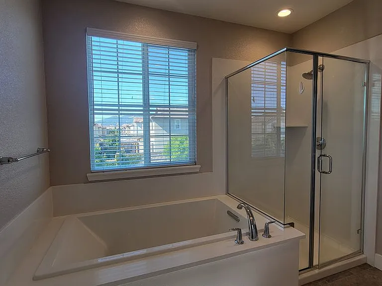 1829 Kelly Pl — Photo 18