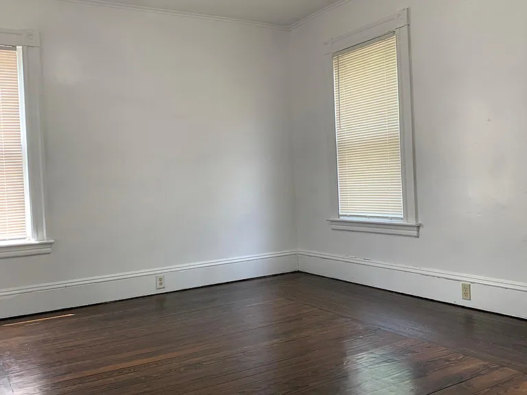 133 Smalley St #2 — Photo 9