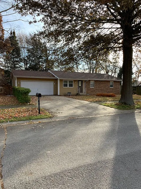 250 Plover Dr photo 1