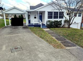 546 Valley Rd, Morgantown, WV 26505