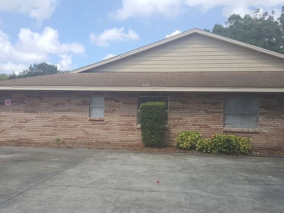 2nd image of 3220 Bloomingdale Villas Ct