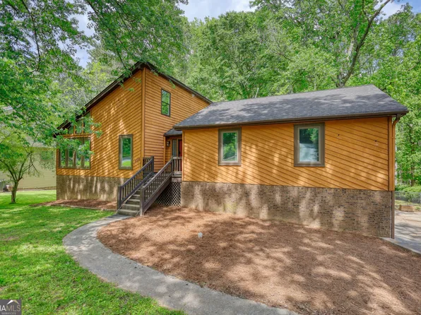 3312 Crossing Dr, Snellville, GA 30078