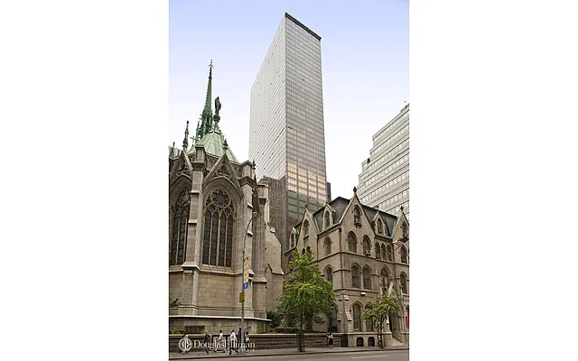 Sold by Douglas Elliman | media 14