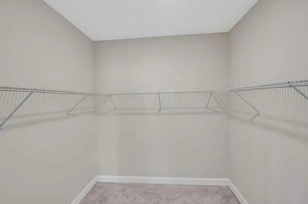 879 Bellows Ave — Photo 10