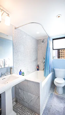 Rented by OnePoint Real Estate Group | media 14