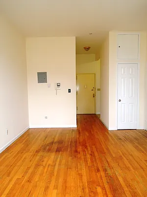 Rented by J Misrahi Realty Corp | media 19