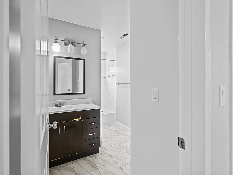 2869 Fairfax Ct — Photo 17
