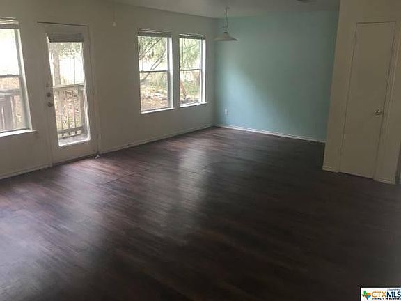 2nd image of 929 Sagewood Trl