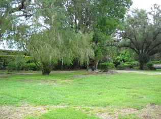 1749 Cherokee Dr, Sarasota, FL 34239